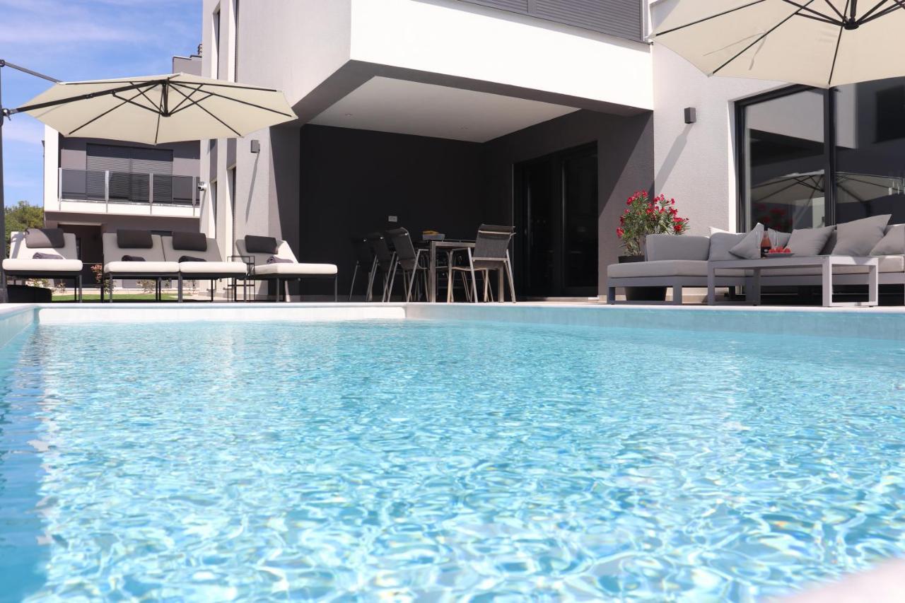 Meerbrise - Luxury Villa Banjole Exterior photo